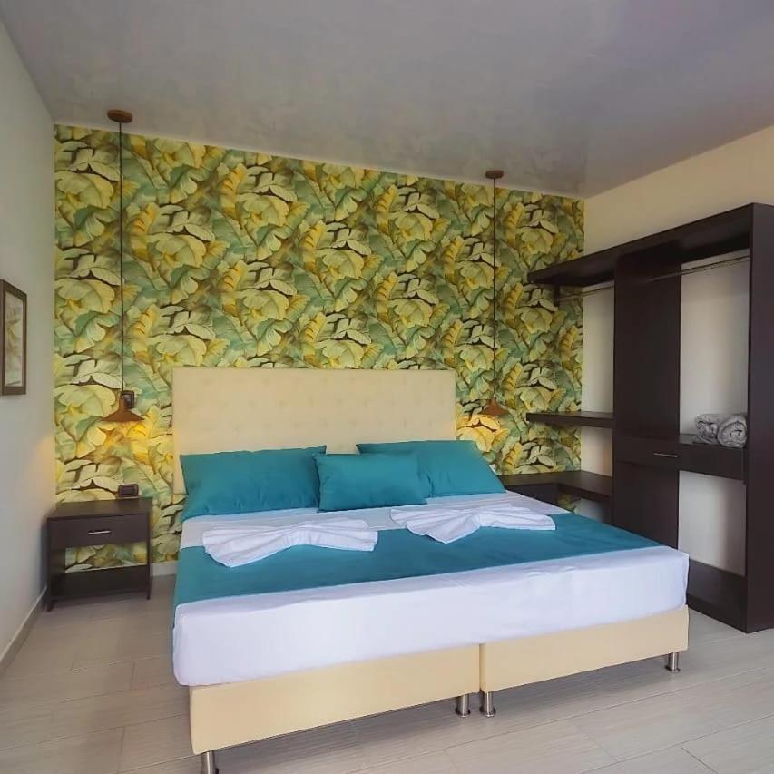 Hotel Aguas Abiertas Guatapé Exteriör bild